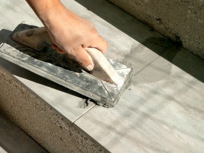 Les 5 étapes à suivre pour bien installer son carrelage